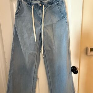 American Eagle Outfitters wide leg jeans